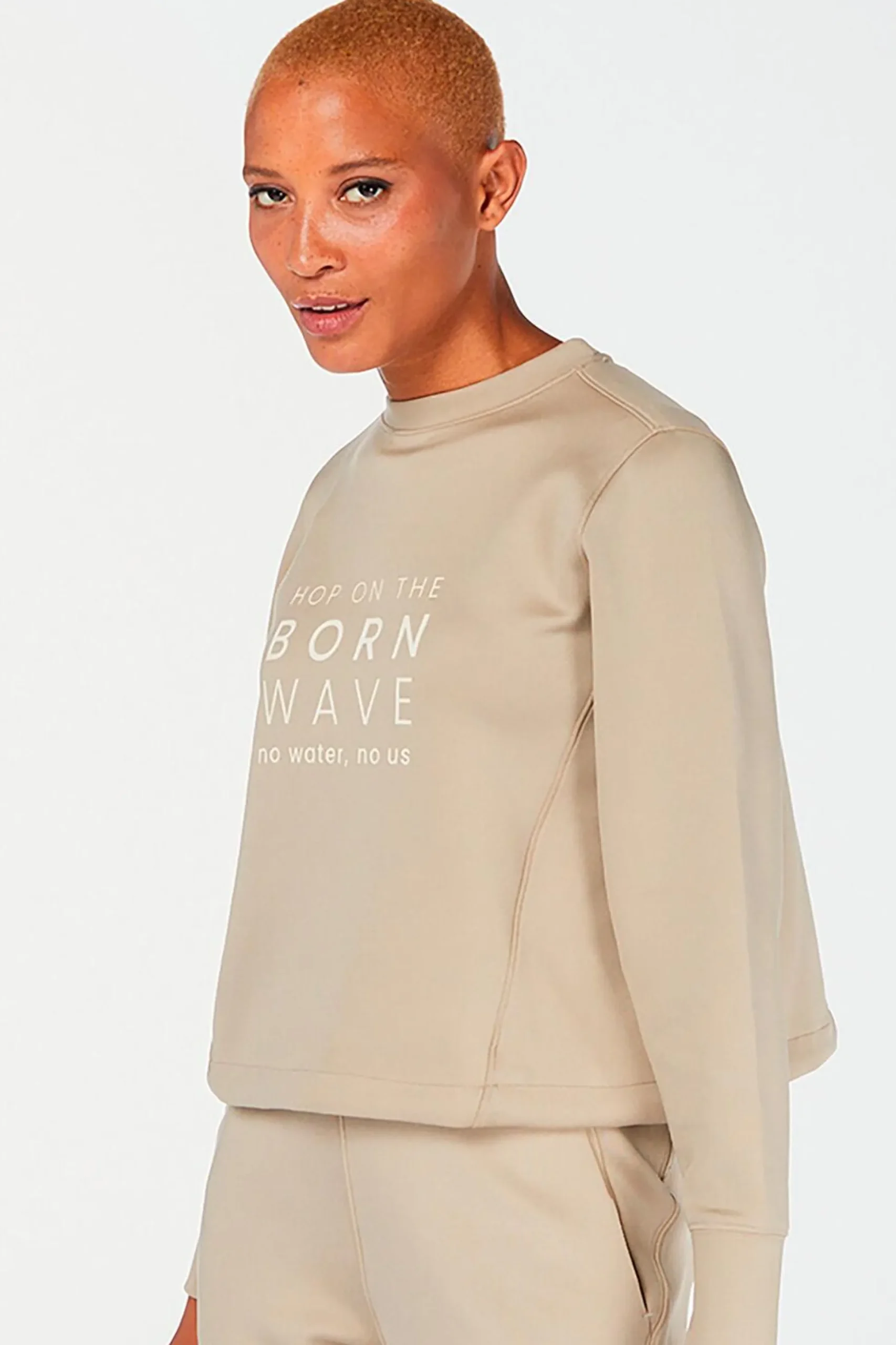 Born Living Yoga Sao Na