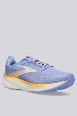 Brooks Revel 8