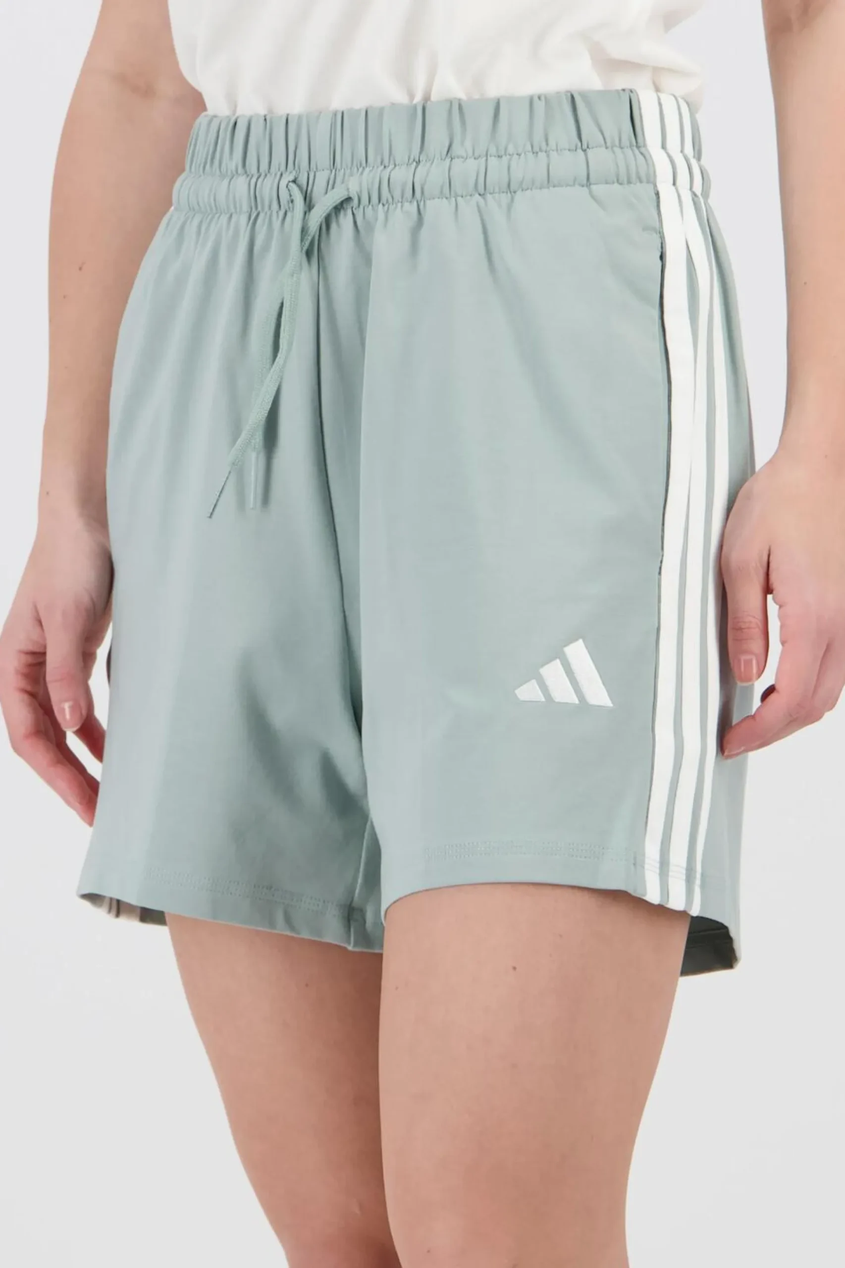 Calções adidas