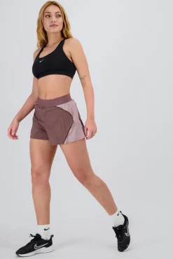 Calções Nike