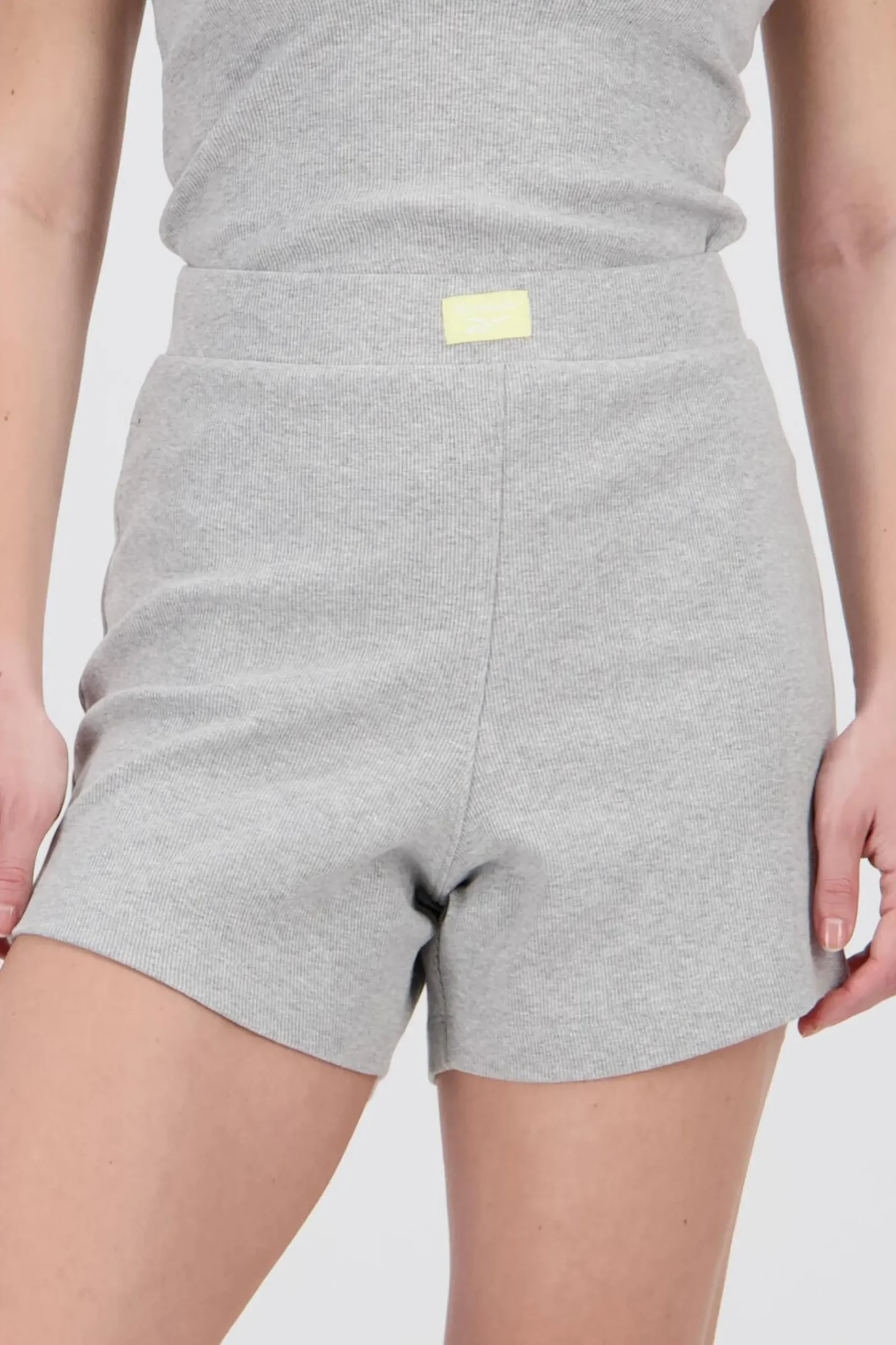 Calções Reebok