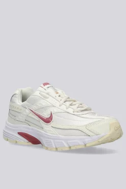 Nike Initiator
