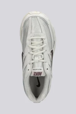Nike Initiator