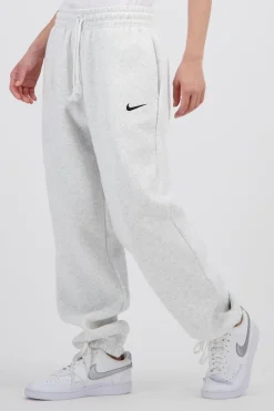 Nike Phoenix