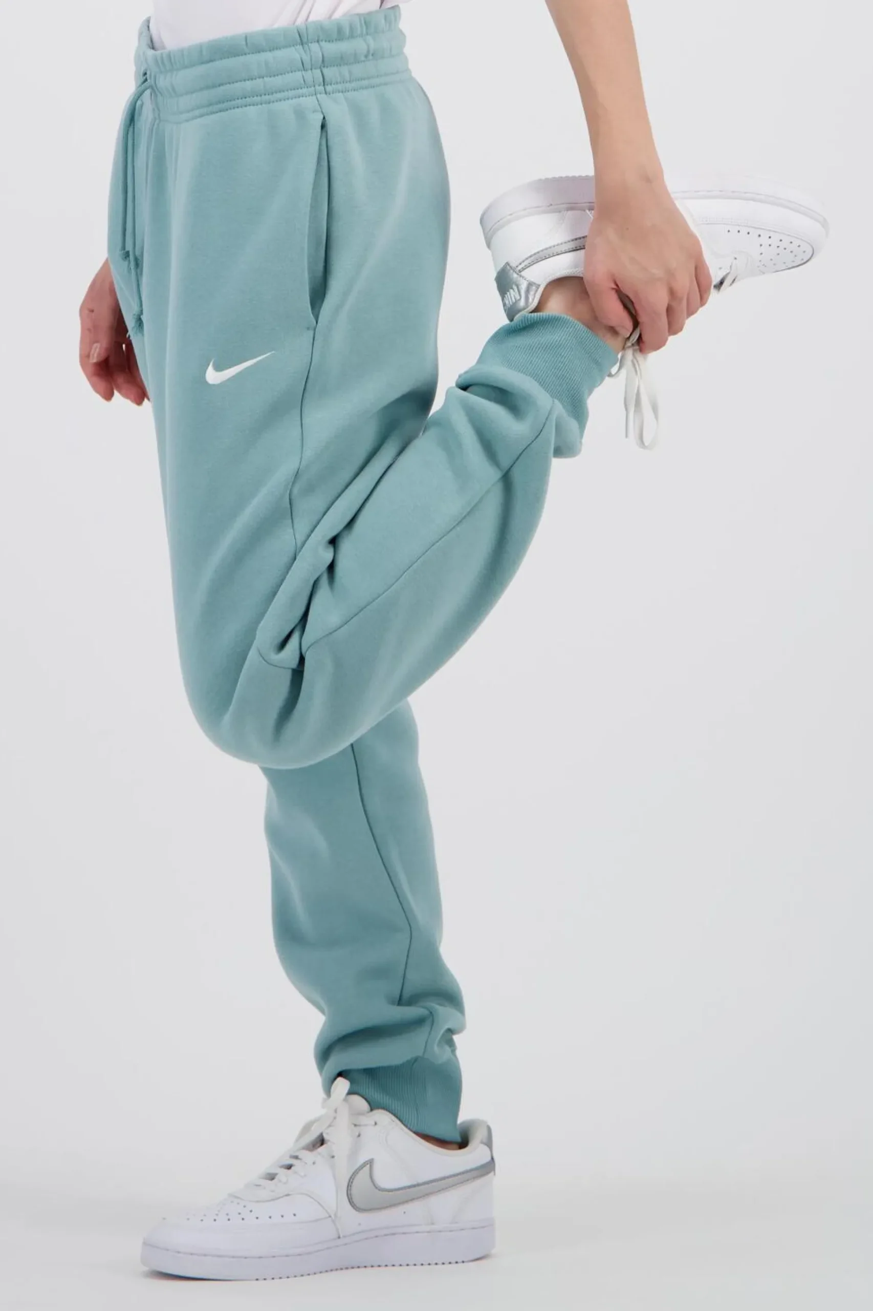Nike Phoenix