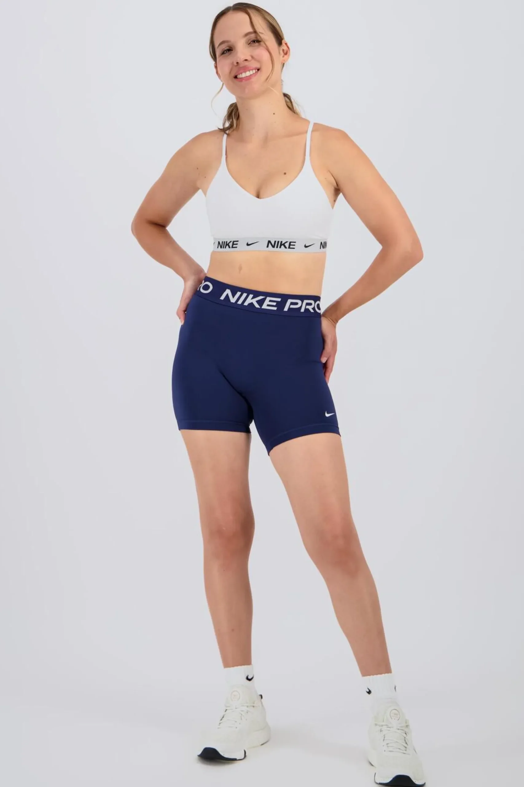 Nike Pro