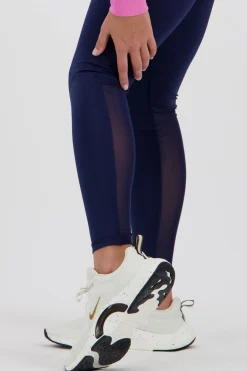 Nike Pro 365