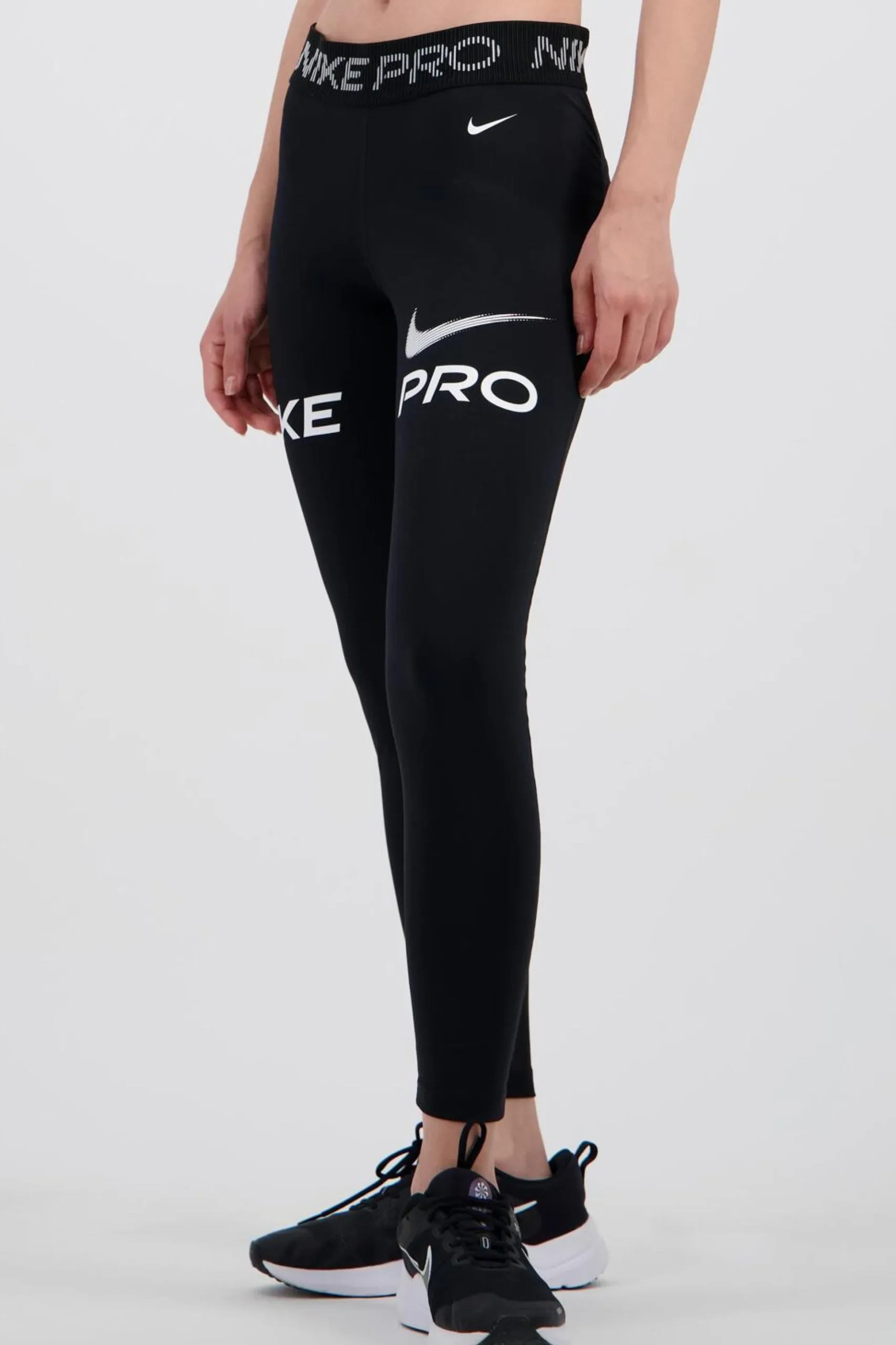 Nike Pro