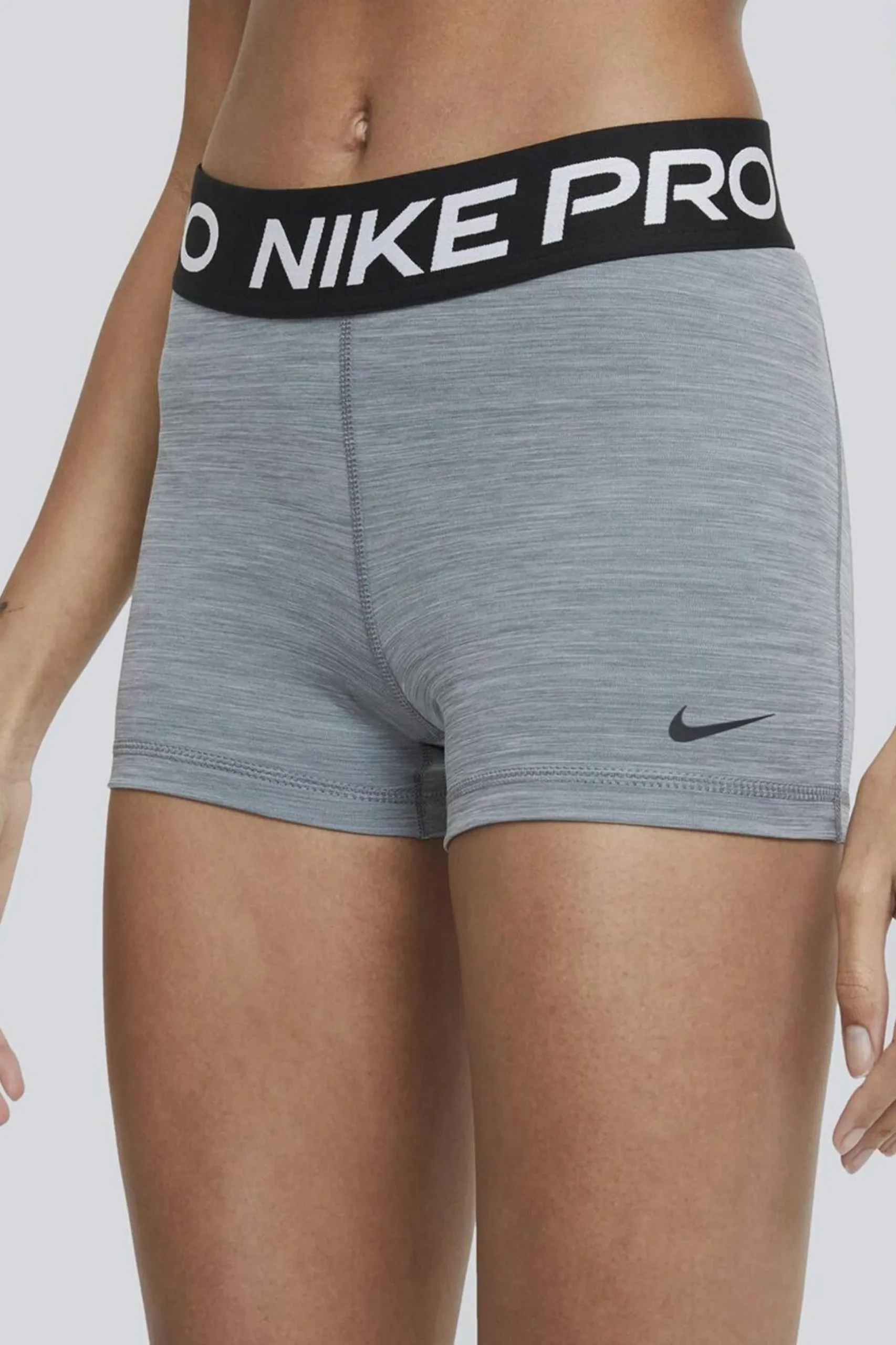 Nike Pro 365