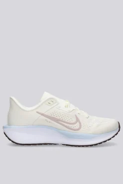 Nike Quest 6