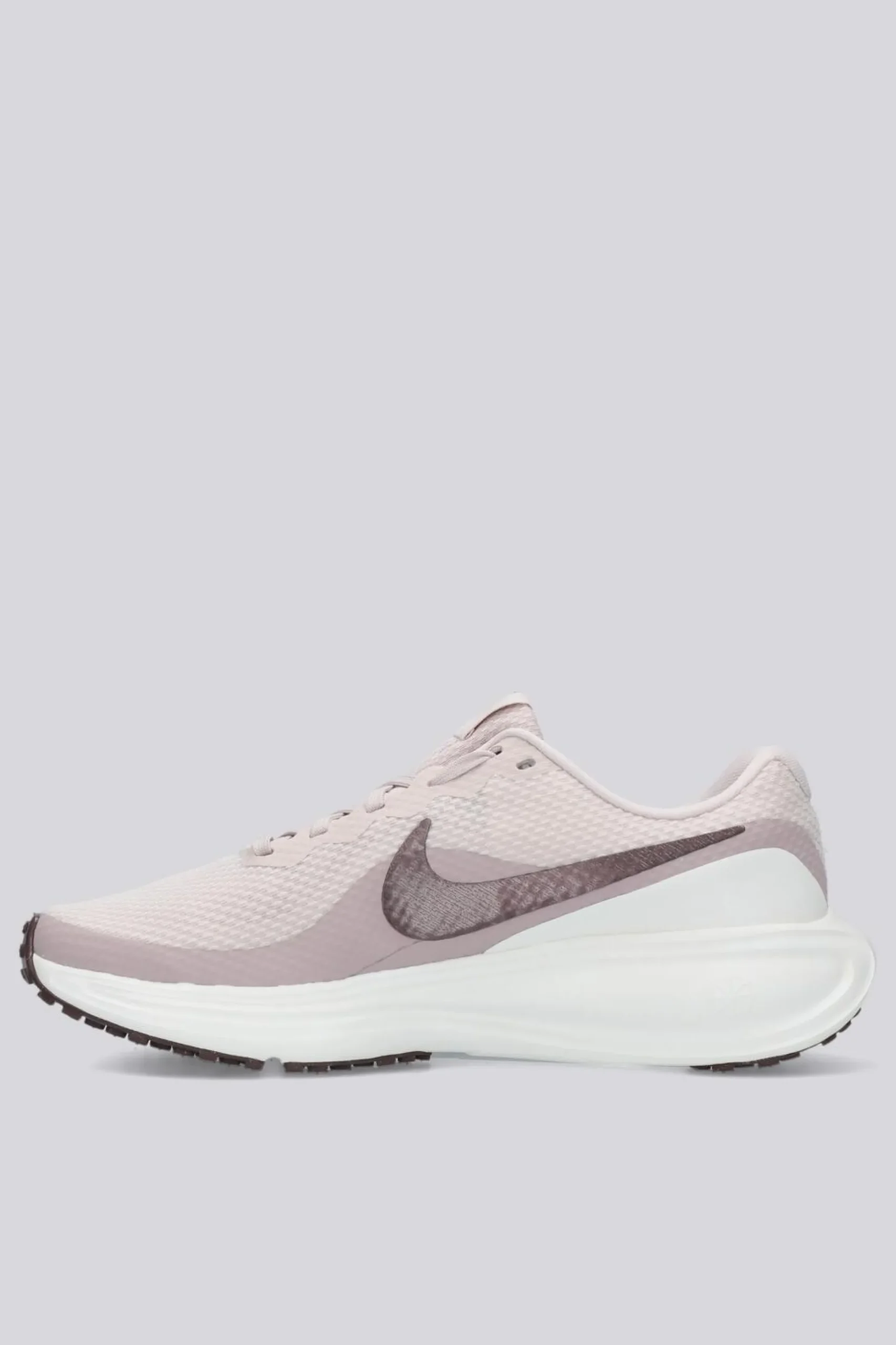 Nike Revolution 8