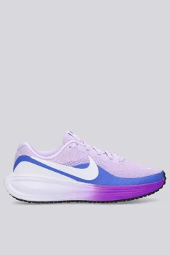 Nike Revolution 8