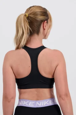 Nike Swoosh