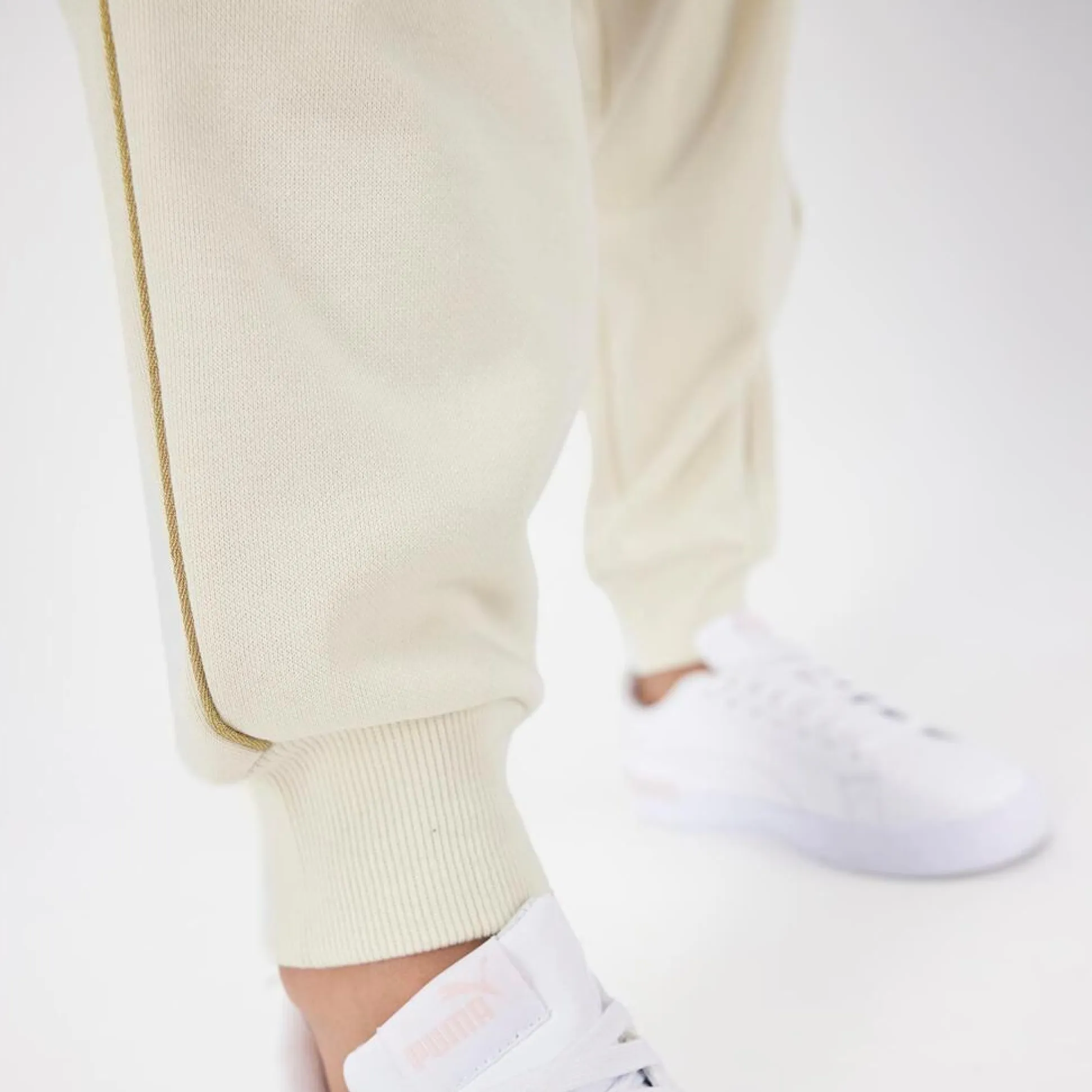 Puma Flower
