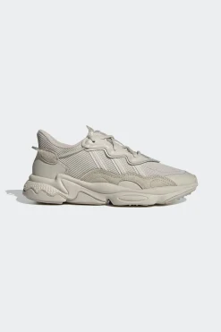 Sapatos Ozweego adidas
