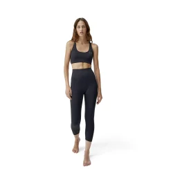 Soutien Born Living Yoga Apamala
