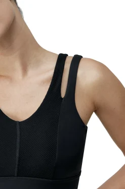 Top Deportivo Born Living Yoga Reka