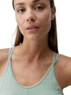 Top Desportivo Born Living Yoga Sarvan