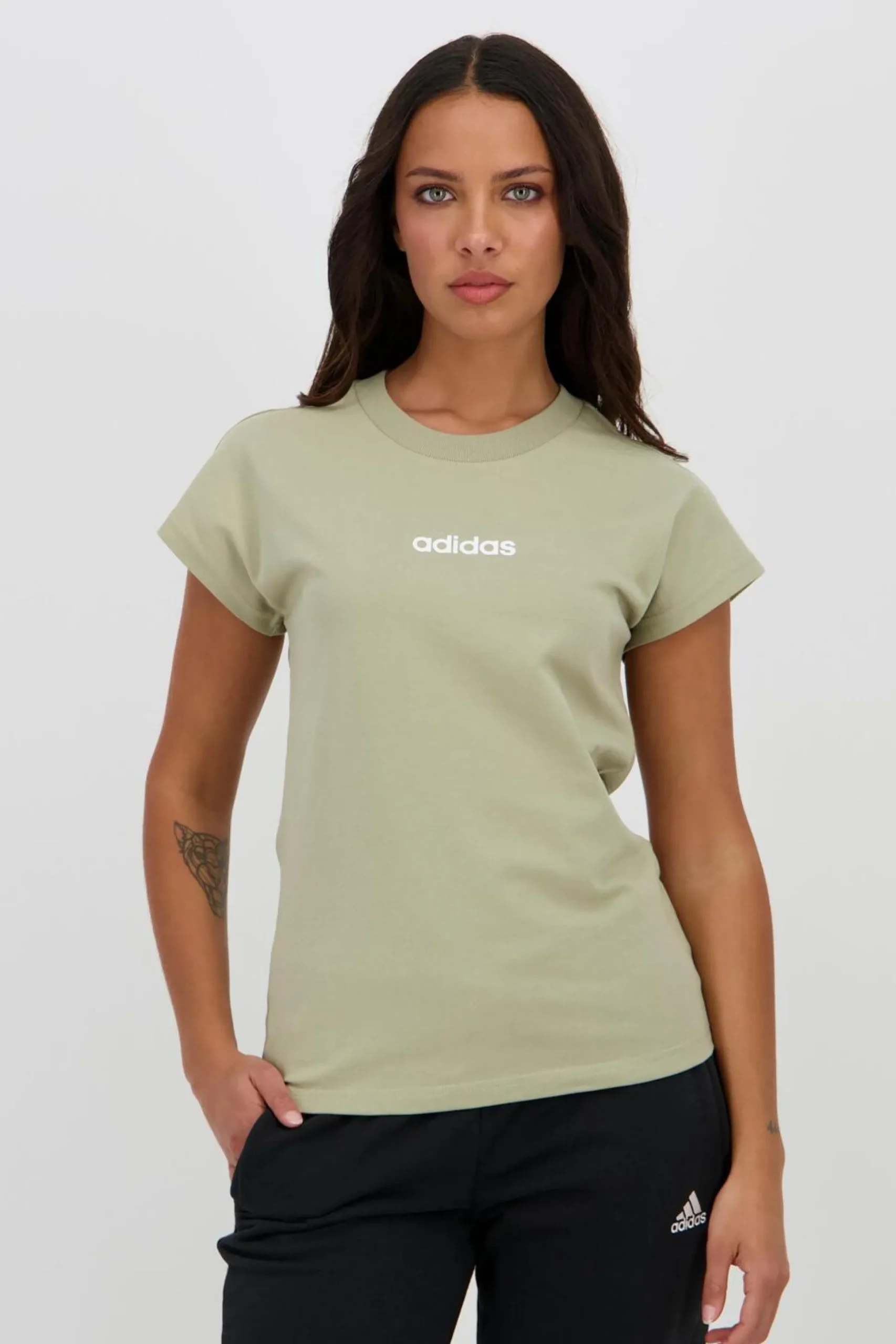 T-shirt adidas