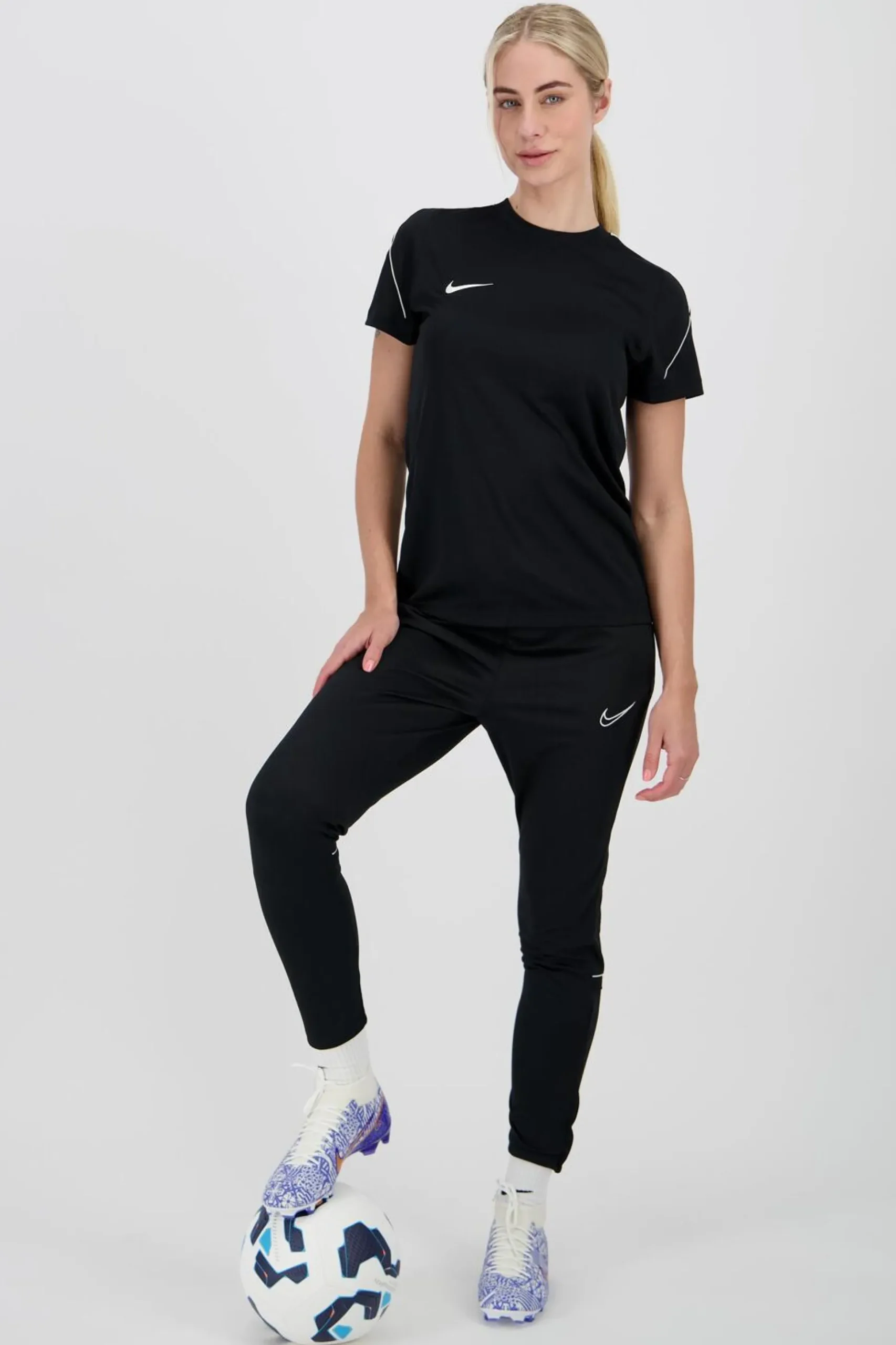 T-shirt Nike Strike 26